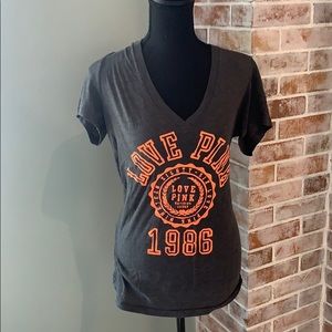 Victoria’s Secret PINK tee shirt